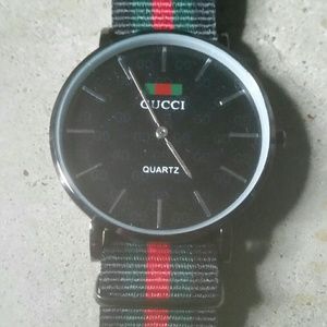 Vintage Red Green Gucci Quartz Watch